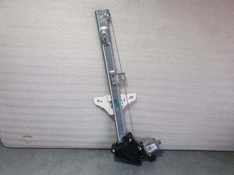 Recambio de elevalunas trasero izquierdo para hyundai i 20 esence referencia OEM IAM SIN REF  ELECTRICO 2 PINES
