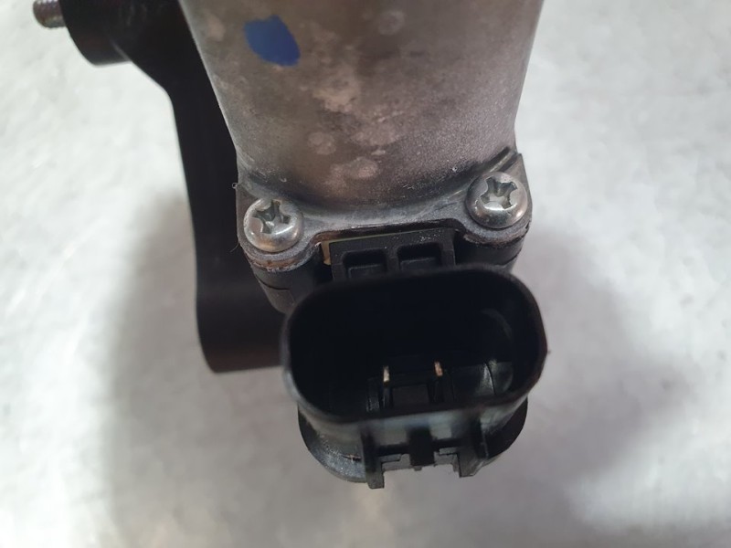 Recambio de elevalunas trasero izquierdo para hyundai i 20 esence referencia OEM IAM SIN REF  ELECTRICO 2 PINES