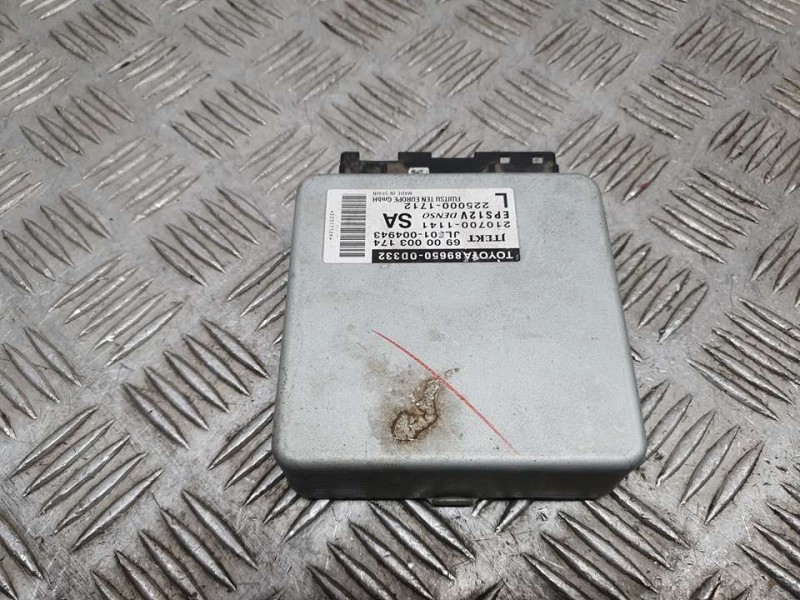 Recambio de modulo electronico para toyota yaris hsd active referencia OEM IAM 896500D332 6900003174 JTEKT