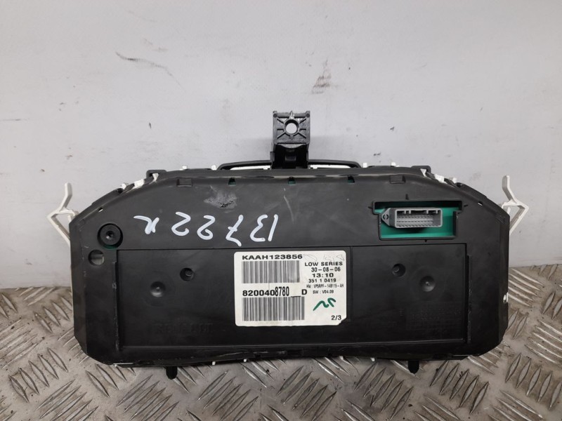 Recambio de cuadro instrumentos para renault megane ii berlina 3p authentique referencia OEM IAM 8200408780  