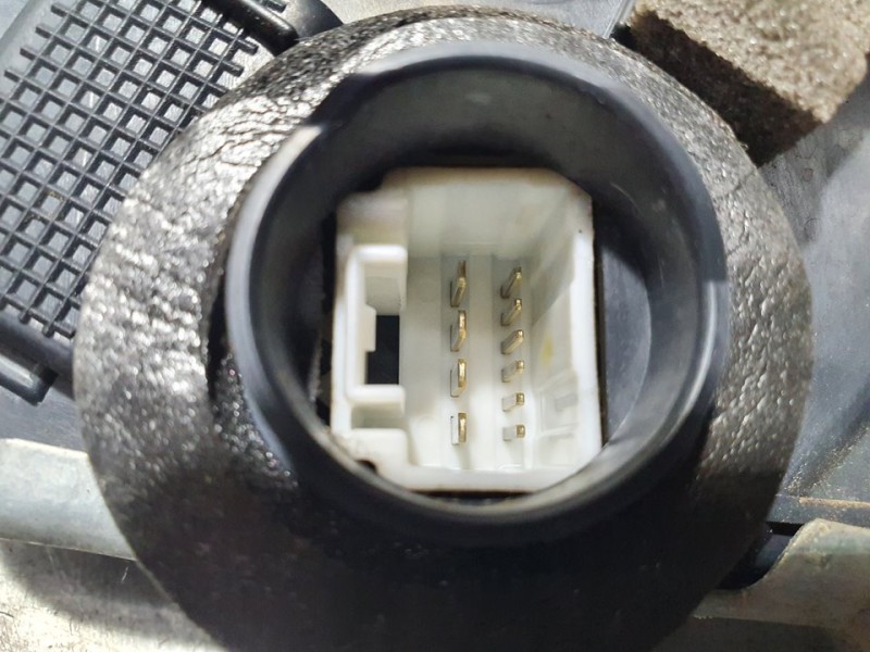 Recambio de cerradura puerta delantera izquierda para lexus is 300h referencia OEM IAM SIN REF  10 PINES