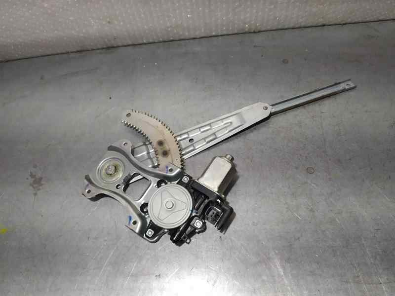 Recambio de elevalunas trasero derecho para nissan tiida (c11x/sc11x) acenta referencia OEM IAM 82730AX00A 2 PINS ELECTRICO 2 PI