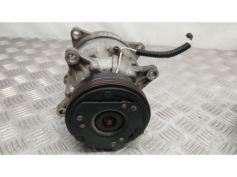 Recambio de compresor aire acondicionado para renault megane scénic (ja0/1_) 1.6 e (ja0f) referencia OEM IAM 7701499820  