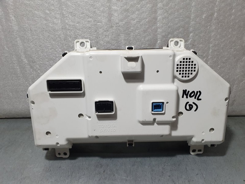 Recambio de cuadro instrumentos para lexus is 300h referencia OEM IAM 8380053F20 2574707106 