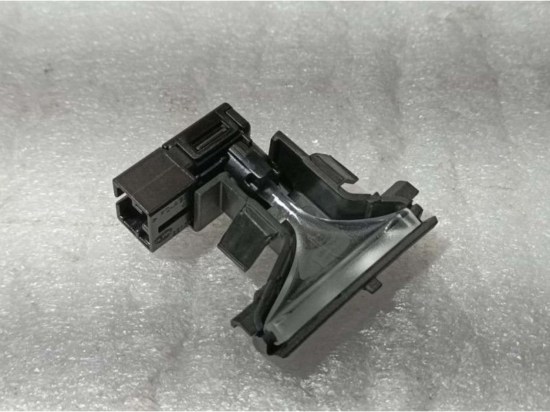 Recambio de modulo electronico para audi a3 sedan (8ys) 35 tdi s line referencia OEM IAM 8Y0947355 8Y0947093 HELLA