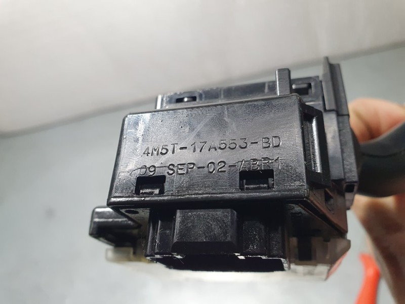 Recambio de mando limpia para ford focus lim. (cb4) trend referencia OEM IAM 4M5T17A553BD  