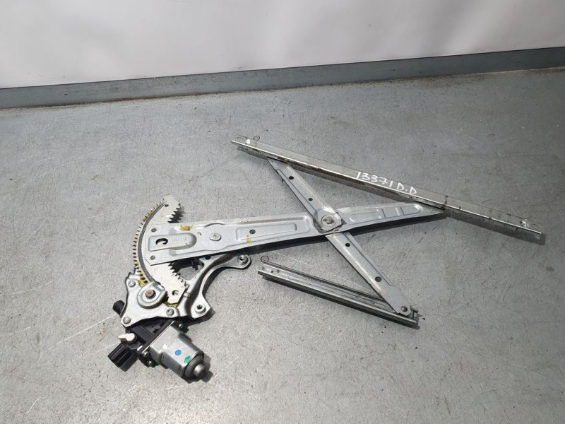 Recambio de elevalunas delantero derecho para honda cr-v comfort 4x2 referencia OEM IAM 72211T1GE01  ELECTRICO 6 PINS