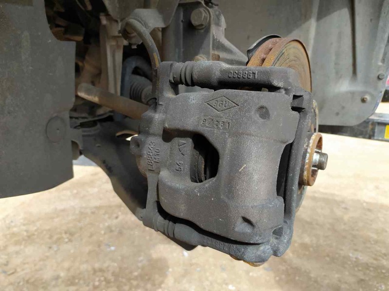 Recambio de pinza freno delantera izquierda para renault clio v zen referencia OEM IAM 410111208R  