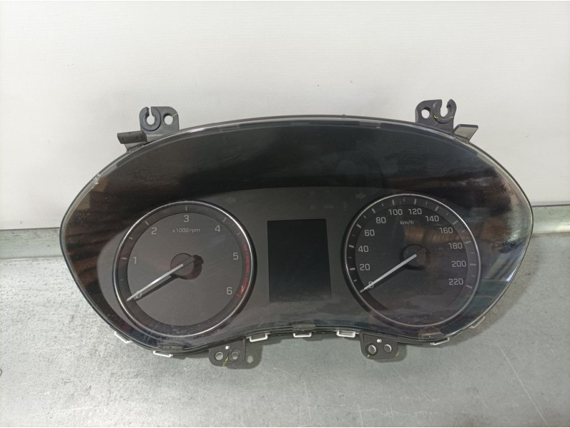 Recambio de cuadro instrumentos para hyundai i20 coupe trend referencia OEM IAM 94003C8072 A2C93143502 CONTINENTAL