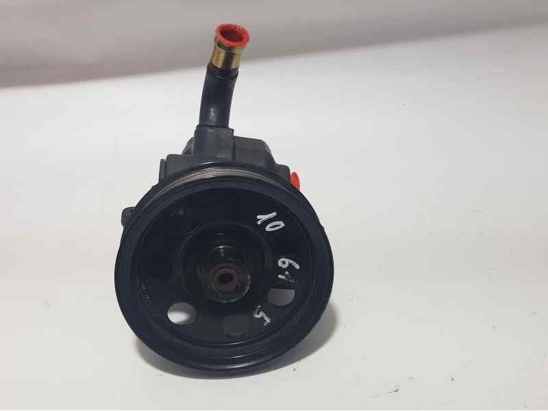 Recambio de bomba direccion para ford focus berlina (cak) ambiente referencia OEM IAM HBDCX  