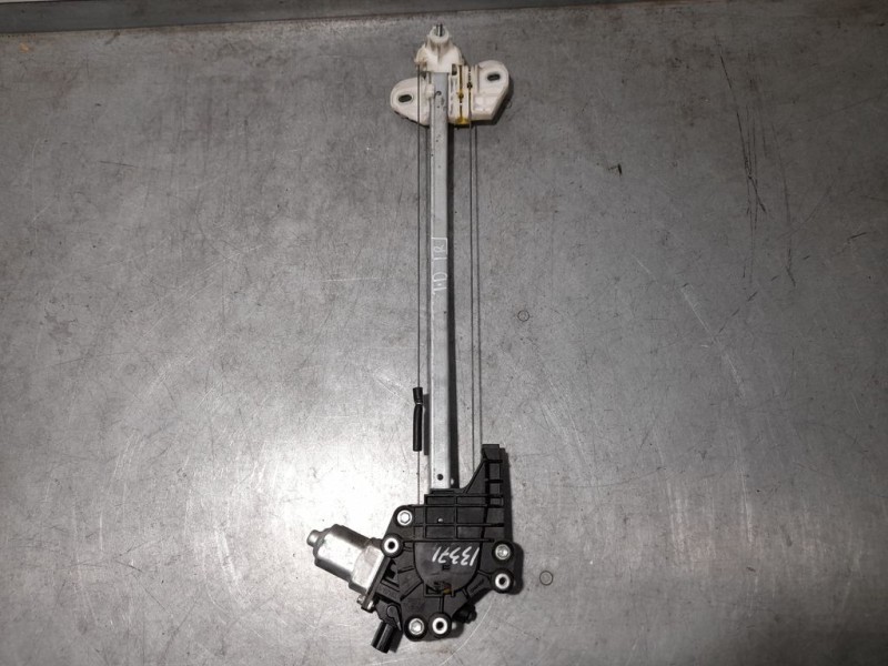 Recambio de elevalunas trasero derecho para honda cr-v comfort 4x2 referencia OEM IAM SIN REF  ELECTRICO 6 PINES