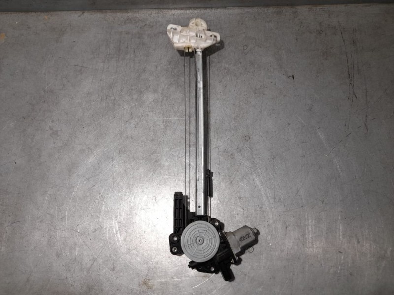 Recambio de elevalunas trasero derecho para honda cr-v comfort 4x2 referencia OEM IAM SIN REF  ELECTRICO 6 PINES