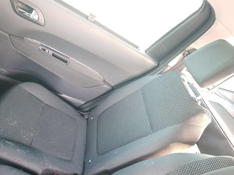 Recambio de asiento trasero derecho para peugeot 5008 (0u_, 0e_) 1.2 referencia OEM IAM   
