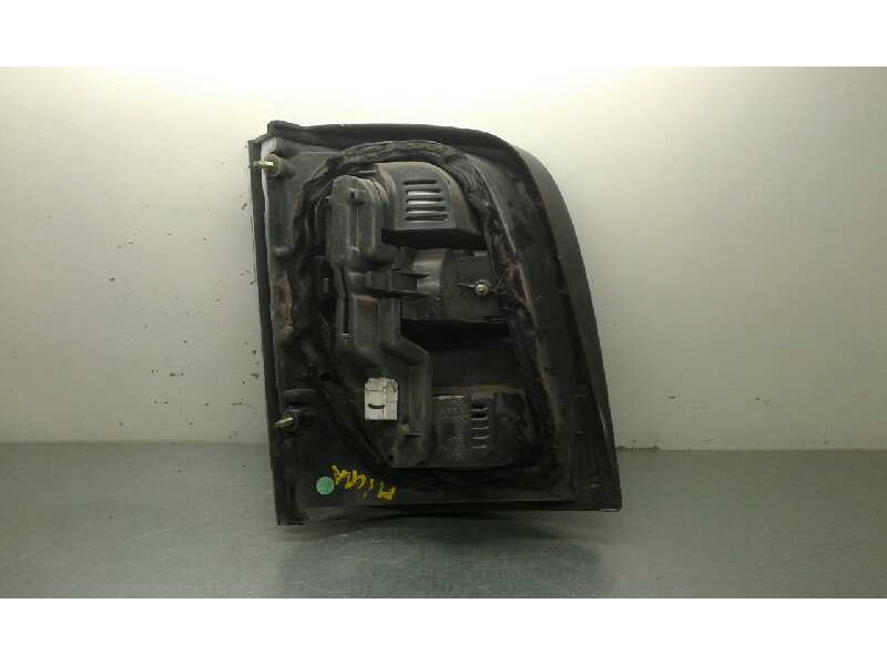 Recambio de piloto trasero derecho para nissan micra (k11) básico referencia OEM IAM   