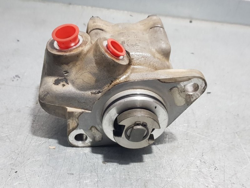 Recambio de bomba direccion para renault master caja abierta/chasis ab ´98 caja abierta batalla 3578 referencia OEM IAM 77003005