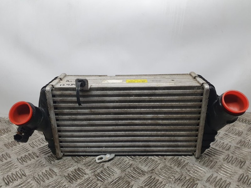 Recambio de intercooler para hyundai i20 coupe trend referencia OEM IAM 282702A640  
