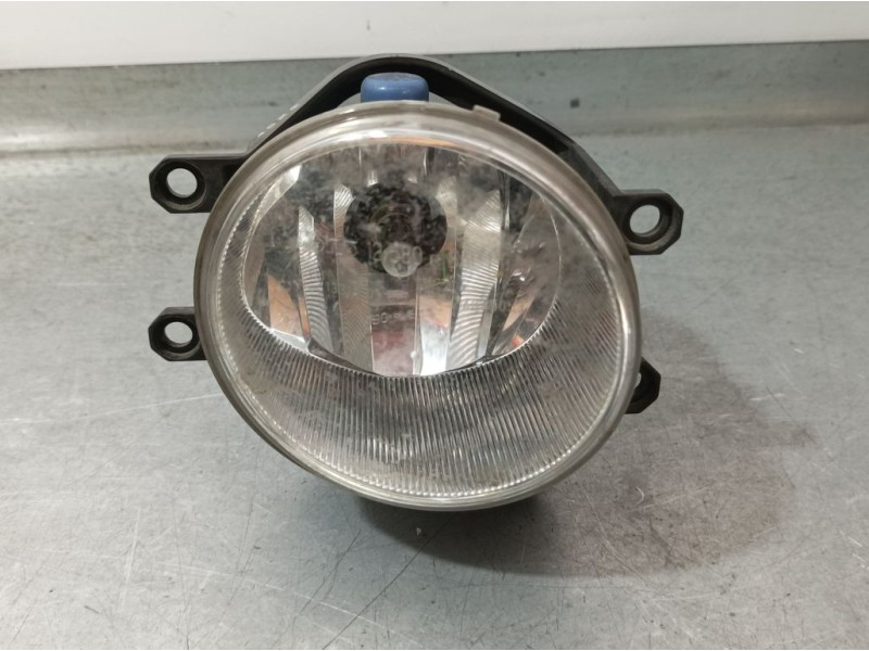 Recambio de faro antiniebla derecho para lexus is 300h referencia OEM IAM 8121112230  