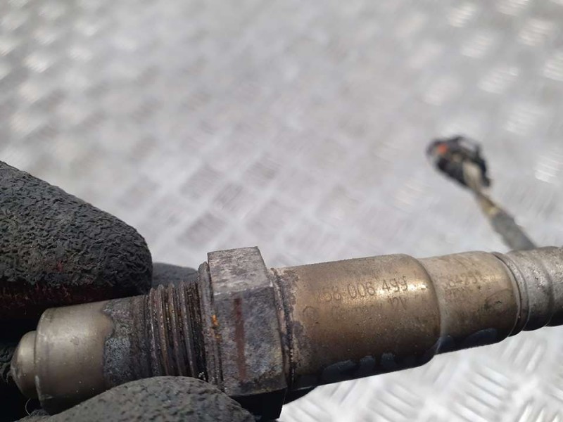 Recambio de sonda lambda para opel corsa c essentia referencia OEM IAM 0258006499 BOSCH 