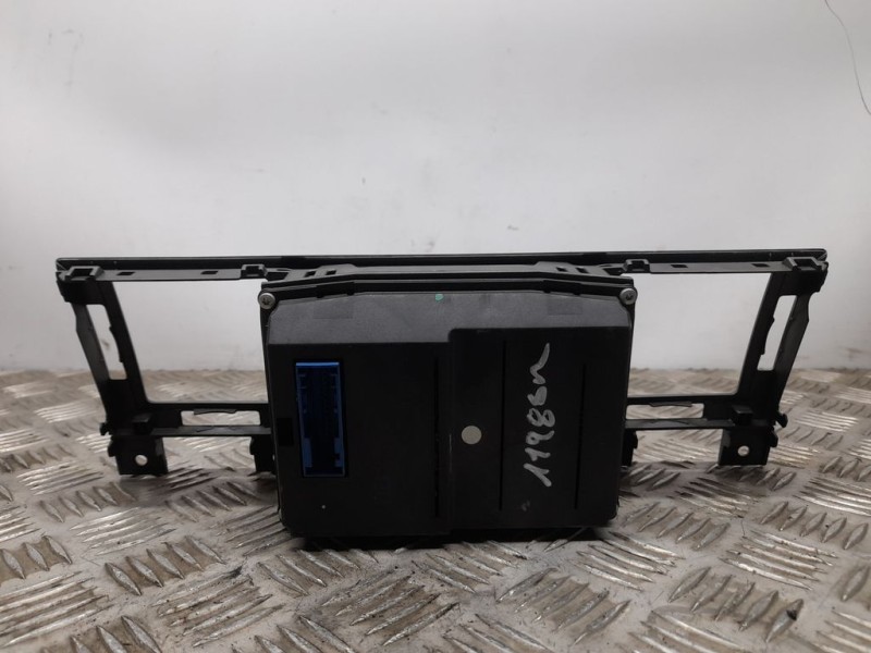 Recambio de pantalla multifuncion para opel vectra c berlina essentia referencia OEM IAM SIN REF  