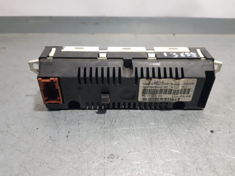 Recambio de pantalla multifuncion para peugeot 207 urban referencia OEM IAM 9664483980 503550290501 