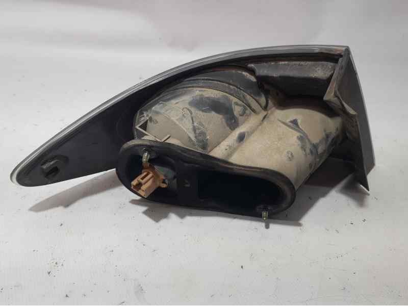 Recambio de piloto trasero derecho para mazda 6 berlina (gg) 2.0 crtd 120 active (5-ptas.) referencia OEM IAM   EXTERIOR ROZADO