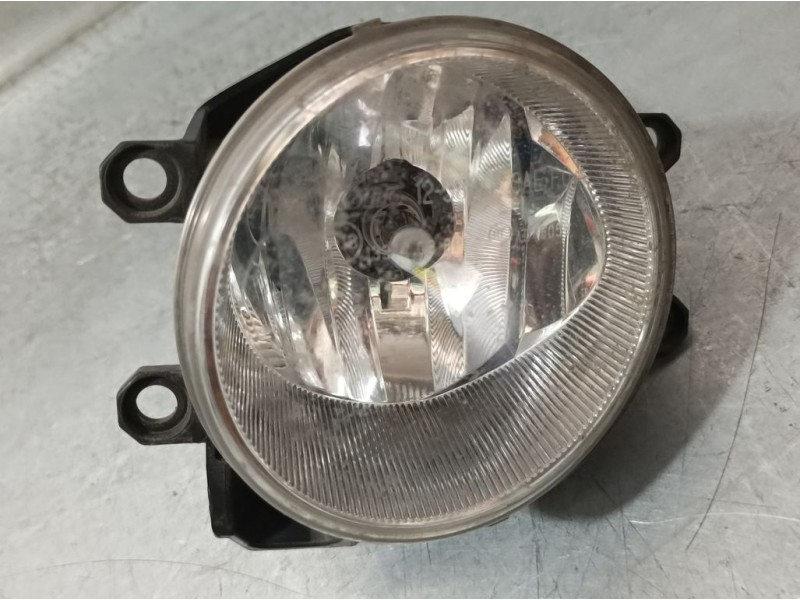 Recambio de faro antiniebla izquierdo para lexus is 300h referencia OEM IAM 8122112230  