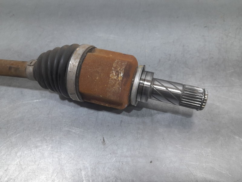 Recambio de transmision delantera izquierda para renault clio v zen referencia OEM IAM 391014807R  