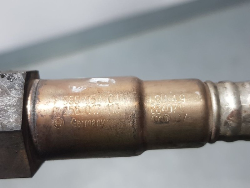 Recambio de sonda lambda para peugeot 207 urban referencia OEM IAM 756095701 0258017113 BOSCH