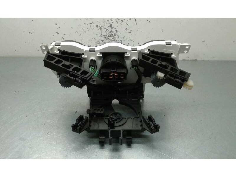 Recambio de mando calefaccion / aire acondicionado para hyundai getz (tb) 1.3 gls referencia OEM IAM  1000002573457 