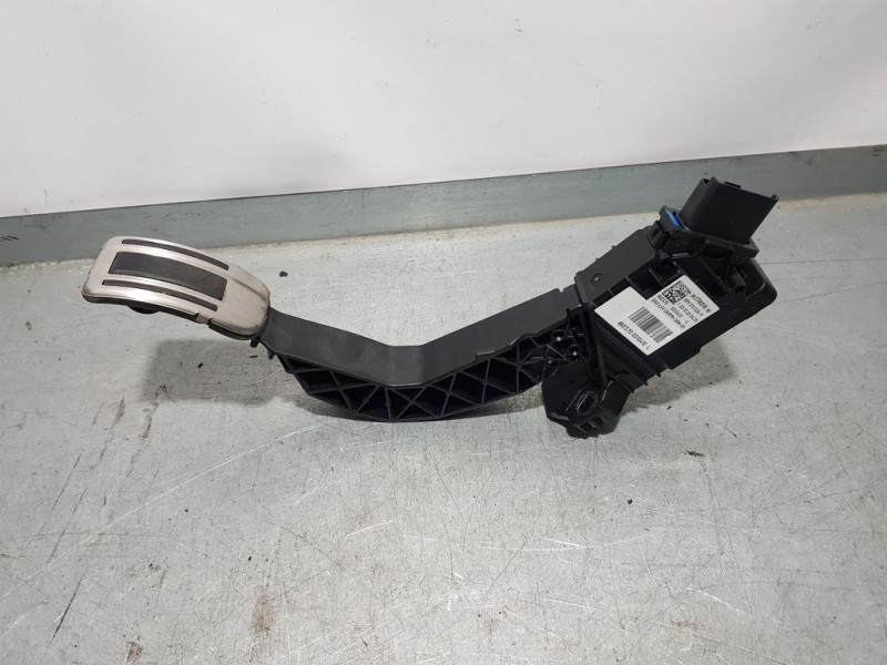 Recambio de potenciometro pedal para peugeot 2008 (p1) gt referencia OEM IAM 9837891880 6PV01352411 