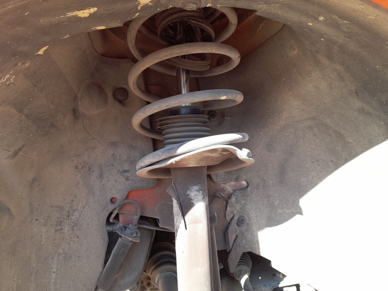 Recambio de amortiguador delantero izquierdo para peugeot 206 hatchback (2a/c) 1.4 i referencia OEM IAM 5202LS  