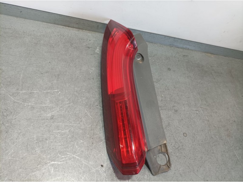 Recambio de piloto trasero izquierdo para honda cr-v comfort 4x2 referencia OEM IAM 34175T1GE01 FALSO SUPERIOR