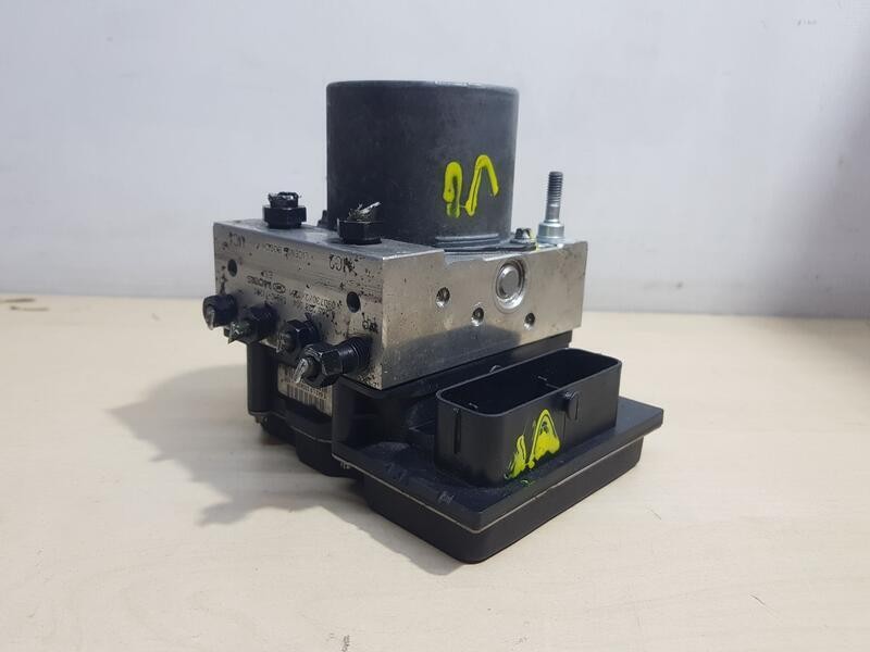 Recambio de abs para hyundai i20 comfort referencia OEM IAM 589101J200 BOSCH 0265238004