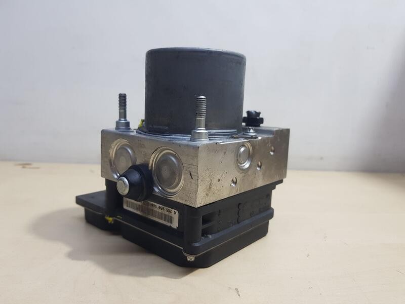 Recambio de abs para hyundai i20 comfort referencia OEM IAM 589101J200 BOSCH 0265238004