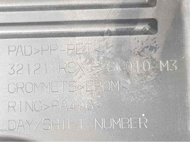 Recambio de tapa motor para honda cr-v comfort 4x2 referencia OEM IAM 32121RSX  