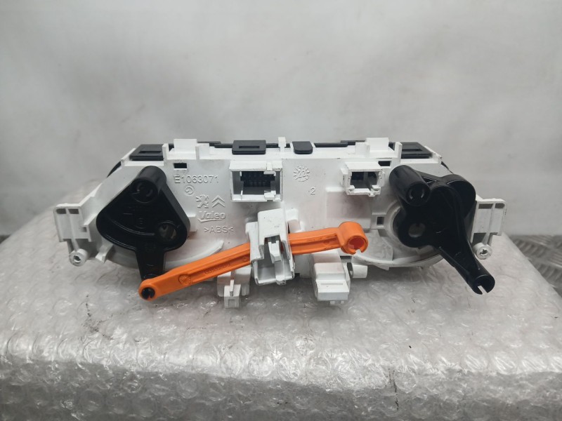 Recambio de mando calefaccion / aire acondicionado para citroën c3 comercial referencia OEM IAM 1618028580  9823822777