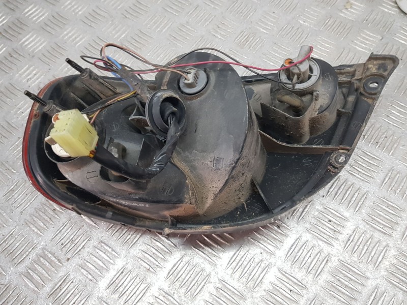 Recambio de piloto trasero izquierdo para chevrolet matiz (m100, m150) 0.8 referencia OEM IAM 96563514 TOCADO 