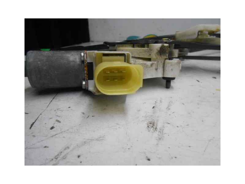 Recambio de elevalunas delantero derecho para bmw serie 1 berlina (e81/e87) 118d referencia OEM IAM   ELECTRICO 5 CABLES