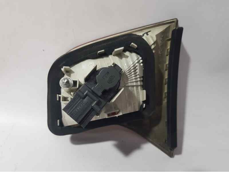 Recambio de piloto trasero izquierdo para audi a4 berlina (8e) 2.0 tdi 16v (103kw) referencia OEM IAM   INTERIOR