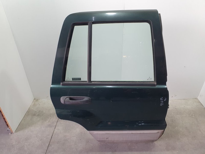 Recambio de puerta trasera derecha para jeep gr.cherokee (wj/wg) 3.1 td laredo referencia OEM IAM   TOCADO