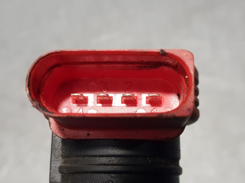 Recambio de bobina encendido para audi a4 avant (8e) 3.0 quattro referencia OEM IAM 06C905115M 78251002 ELDOR