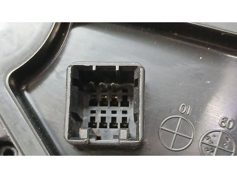 Recambio de retrovisor derecho para hyundai i20 comfort referencia OEM IAM 09J09164554 ELECTRICO 3 PINS 20030202