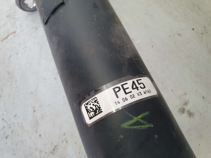 Recambio de transmision central para lexus is 300h referencia OEM IAM PE45  