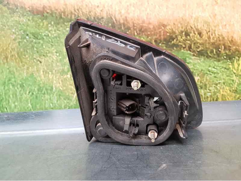 Recambio de piloto trasero derecho para peugeot 406 break (s1/s2) st td referencia OEM IAM   INTERIOR