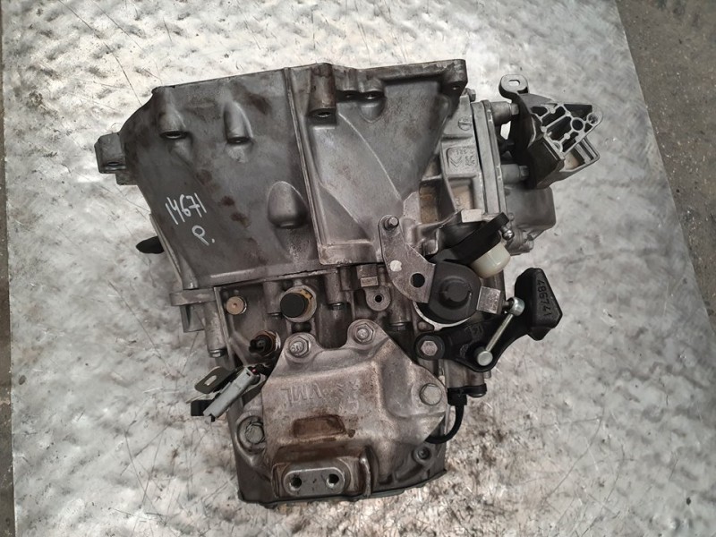 Recambio de caja cambios para peugeot 308 sw allure referencia OEM IAM 20MB53 1253805 6VELOCIDADES