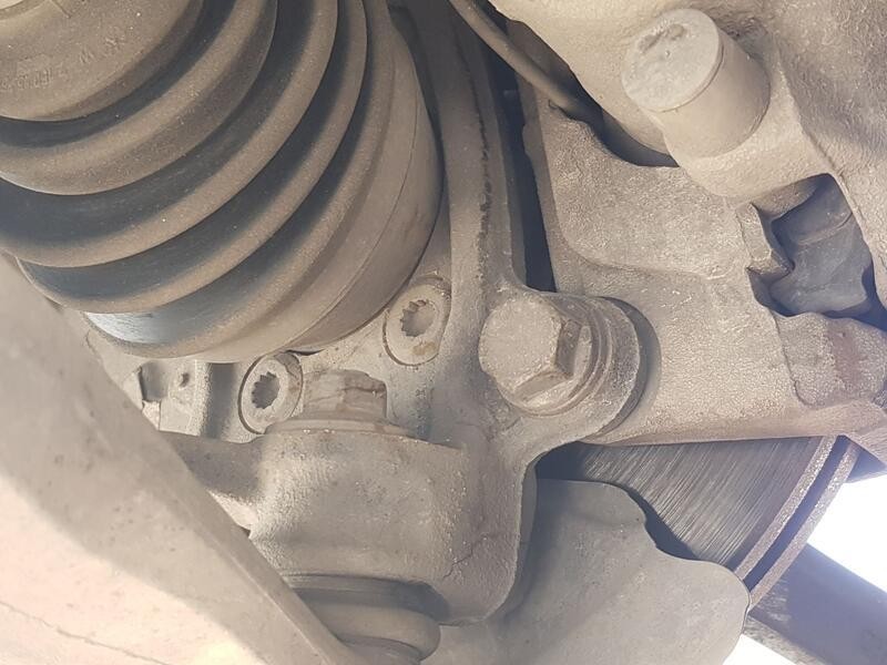 Recambio de mangueta delantera derecha para seat exeo (3r2) 2.0 tdi referencia OEM IAM 8E0407254H  