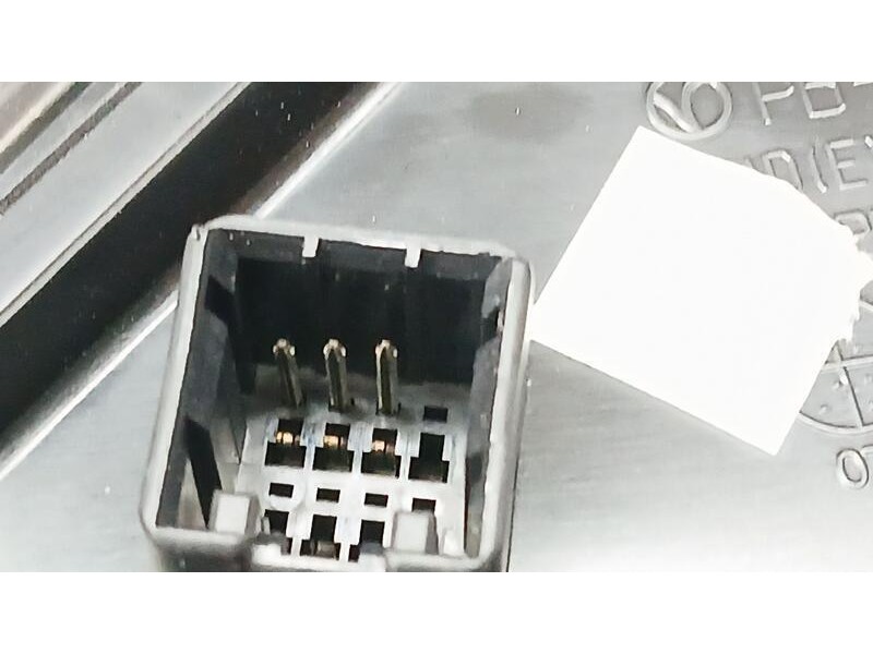 Recambio de retrovisor izquierdo para hyundai i20 comfort referencia OEM IAM 09J09141624  ELECTRICO 3 PINS