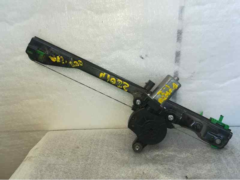 Recambio de elevalunas delantero izquierdo para fiat punto berlina (188) 1.2 cat referencia OEM IAM 46536312 2 PINS 