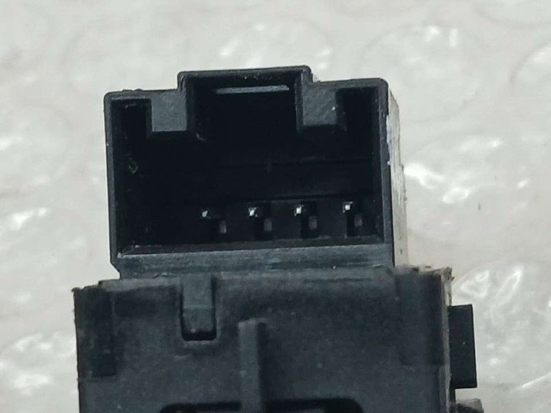 Recambio de mando elevalunas delantero derecho para skoda octavia combi (5e5) active referencia OEM IAM 5E0959855A  