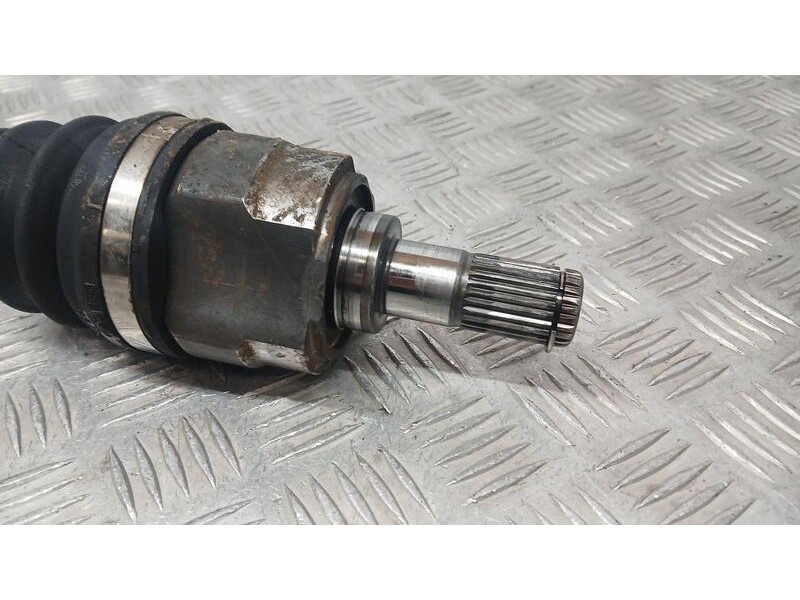 Recambio de transmision delantera izquierda para hyundai i20 comfort referencia OEM IAM 495001J000  UGMY1914B